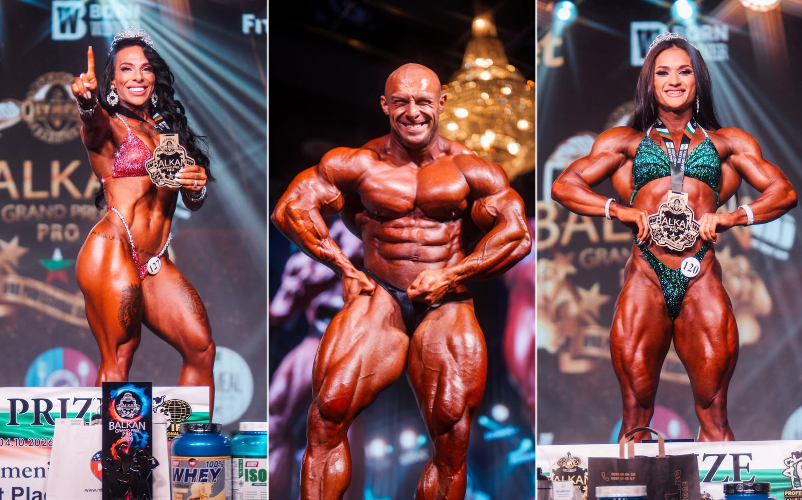 Radoslav Angelov em pose de competição 212, segurando a medalha de ouro sob luzes do palco