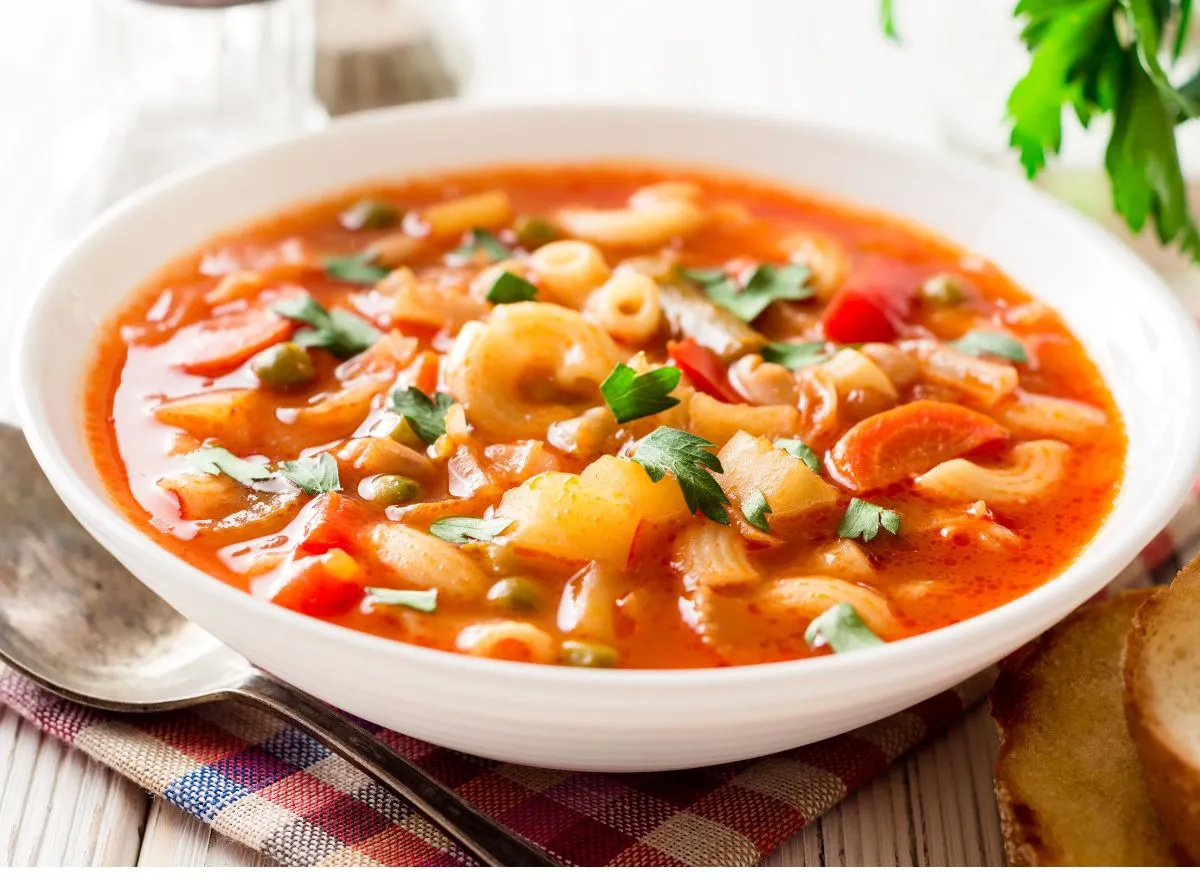 Sopas enlatadas saudáveis: como escolher opções com boa nutrição