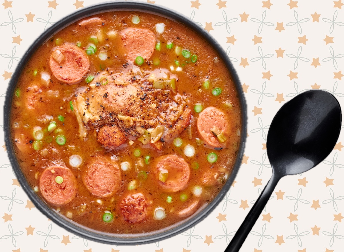 Gumbo: O que é este prato clássico da culinária Cajun?