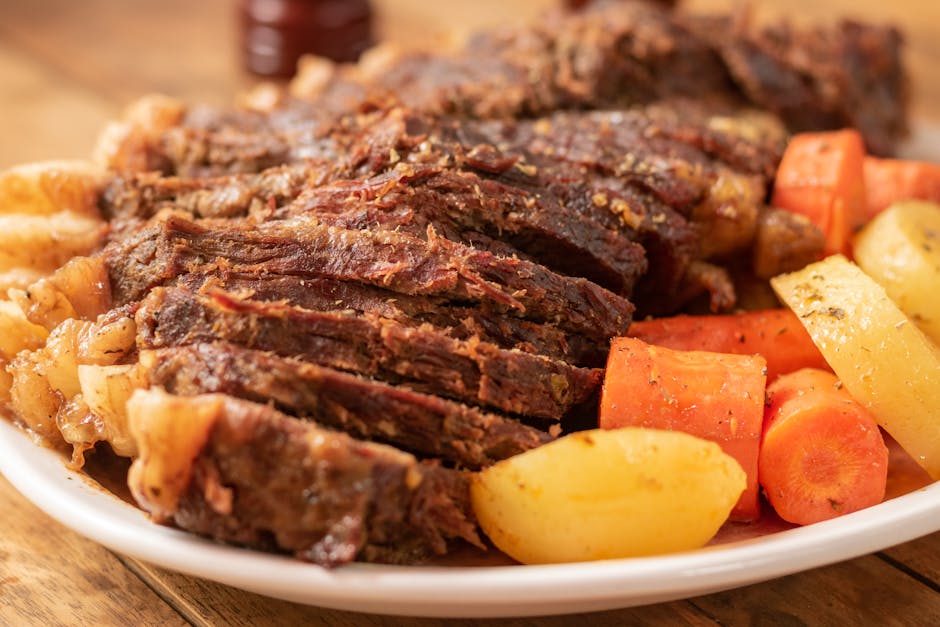 Como fazer um sanduíche de rosbife com molho (estilo aberto)