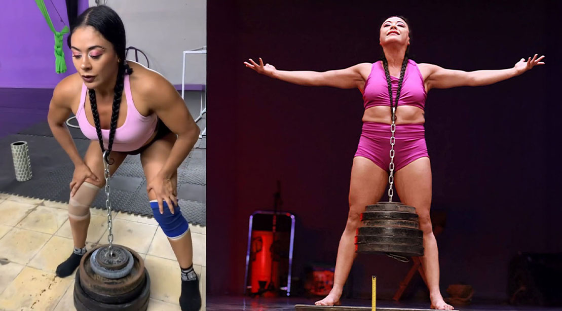 Diana Batres concentrada, segurando um peso de 75 kg preso ao seu cabelo longo em um ambiente de ginásio profissional