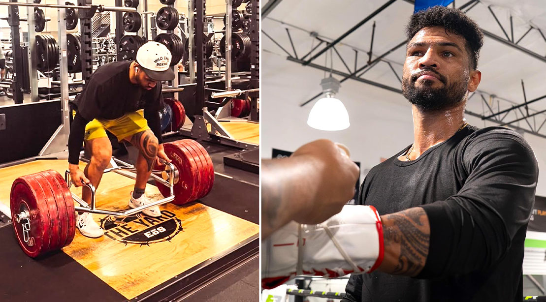 Shane Mosley Jr. focado em um exercício de levantamento terra com halteres em uma academia de boxe profissional